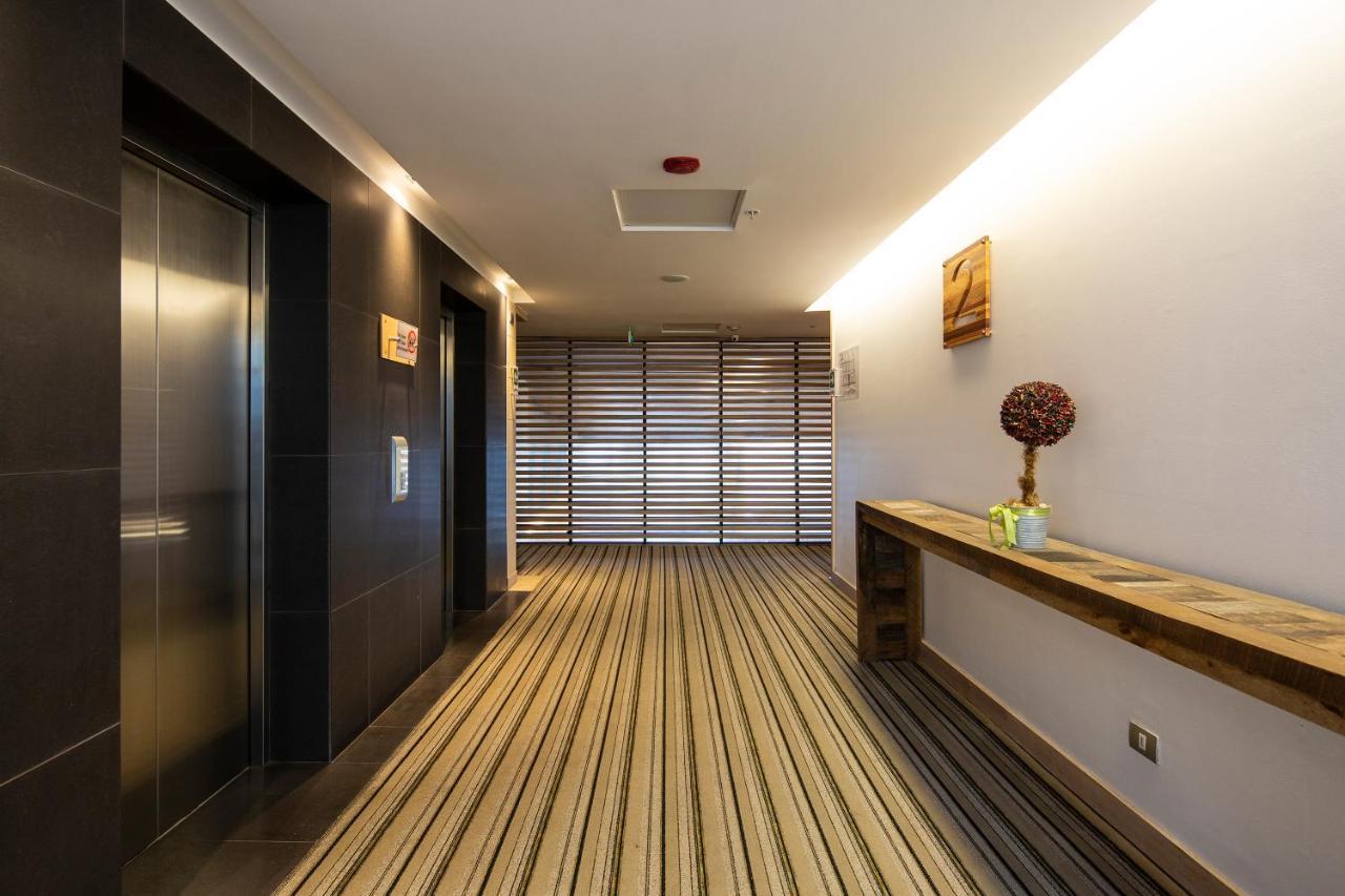 Отель Wyndham Concepcion Pettra Экстерьер фото Interior of the hotel