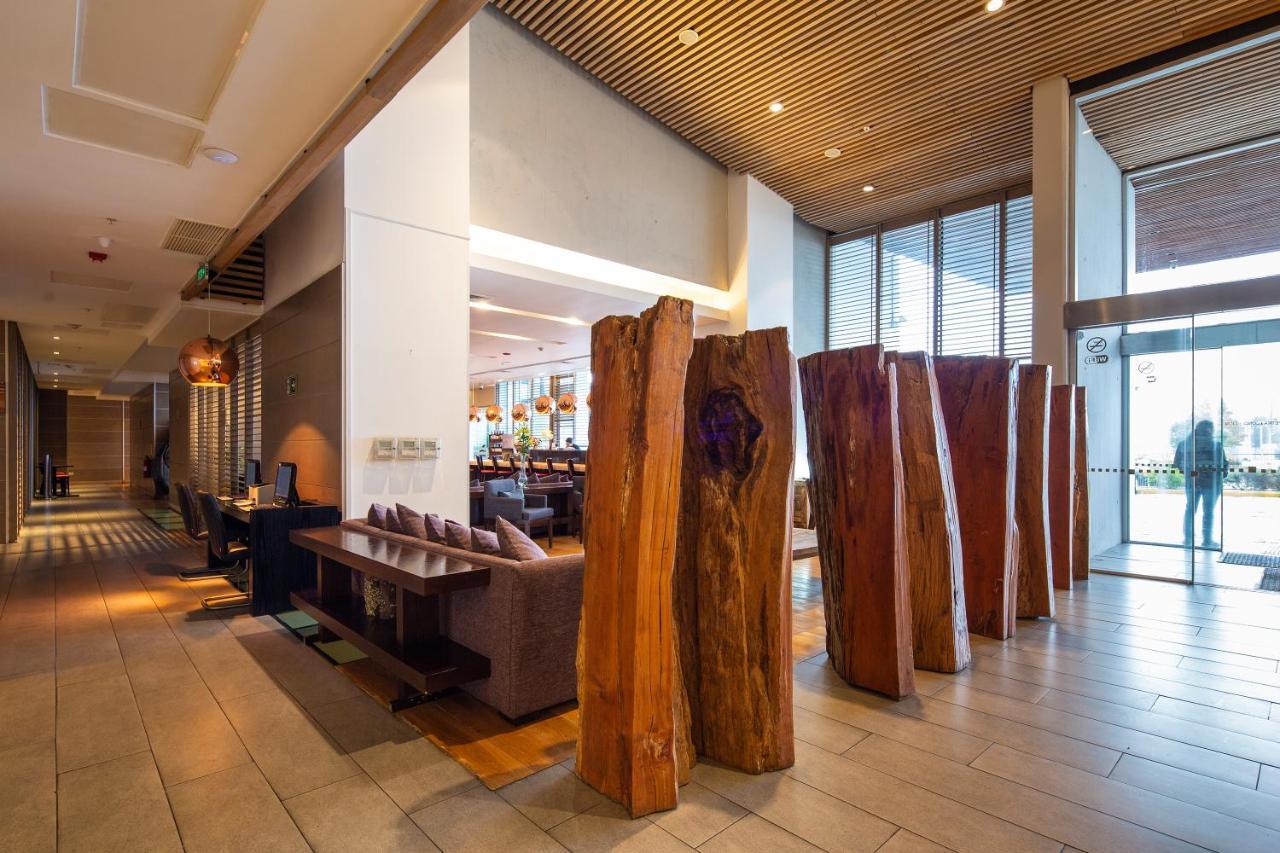Отель Wyndham Concepcion Pettra Экстерьер фото The lobby of the hotel